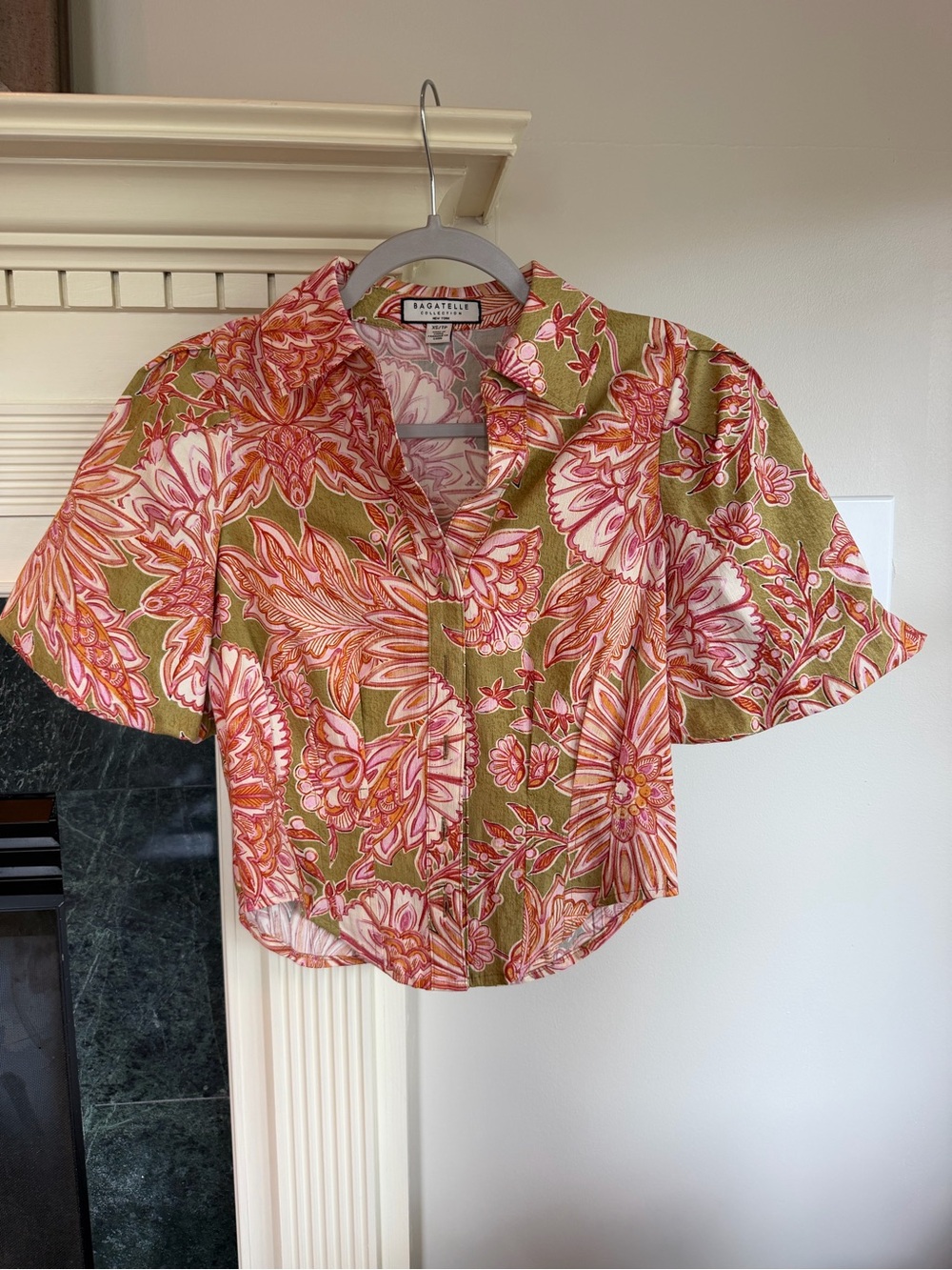 Bagatelle Orange, Pink & Olive Floral Short-Sleeve Button-Up Shirt